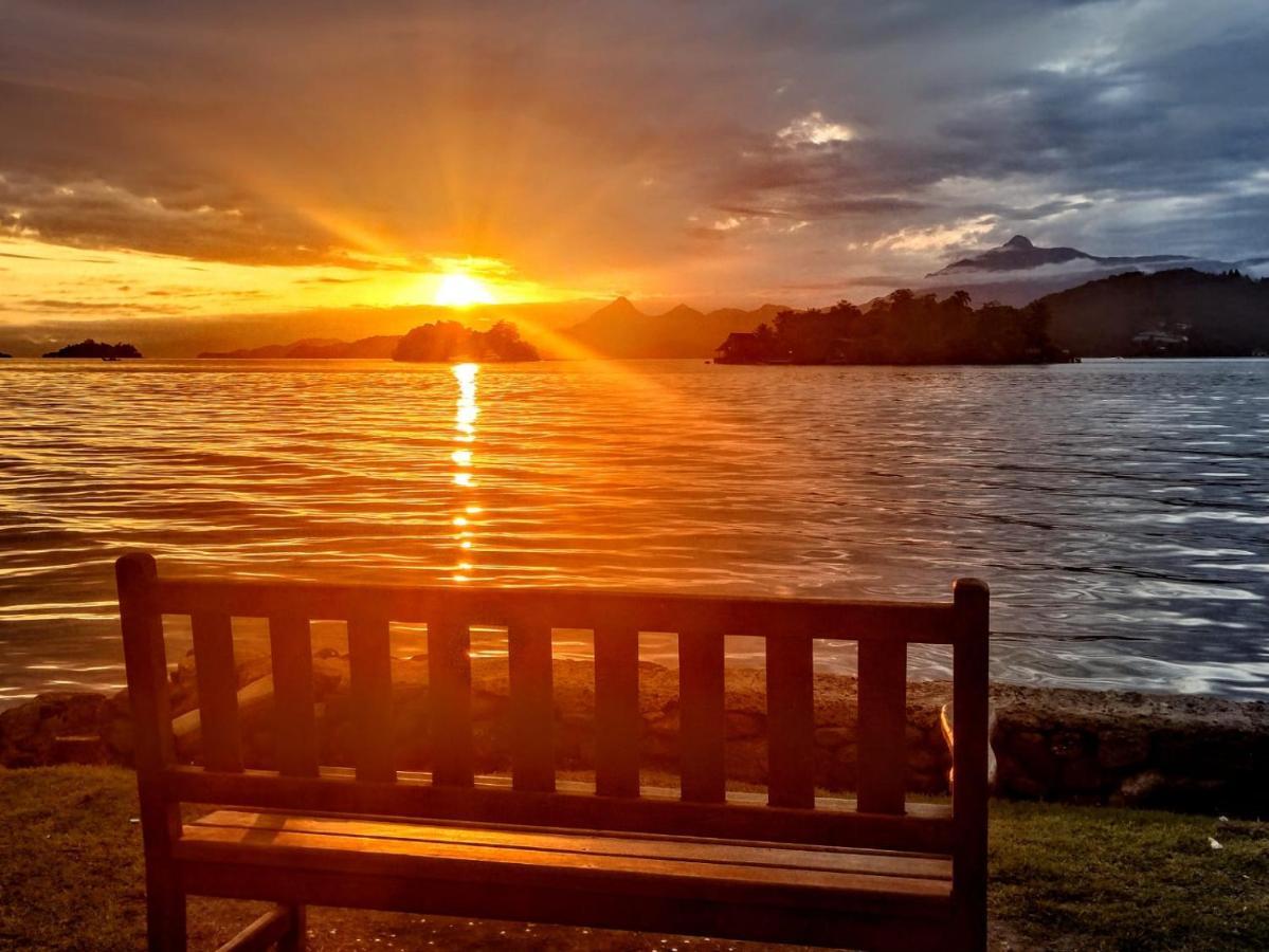 Almas Gêmeas suíte Angra dos Reis Exterior foto